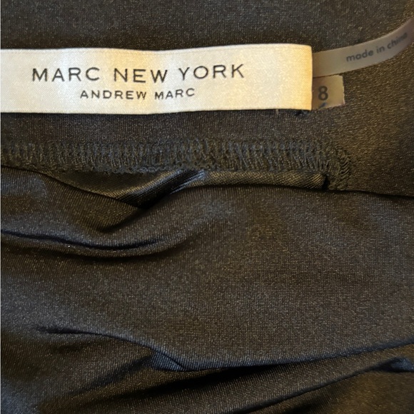 Elegant evening dress - Picture 3 of 5